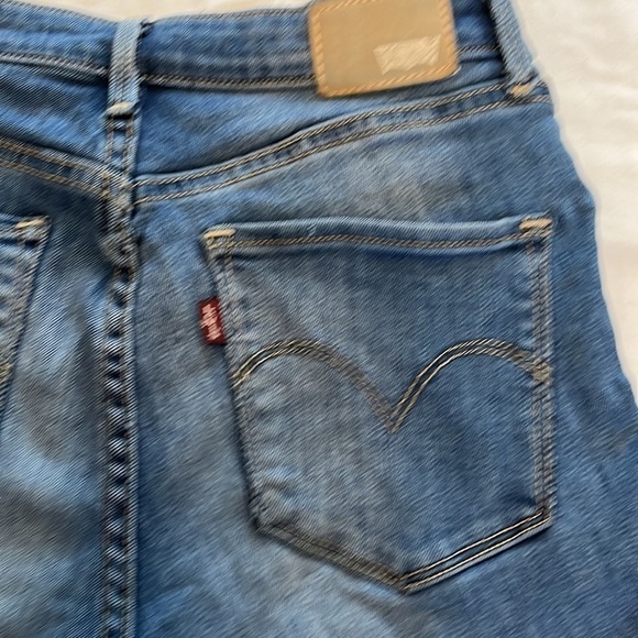 Levi’s High Rise Skinny Jeans Size 26 - Picture 7 of 7